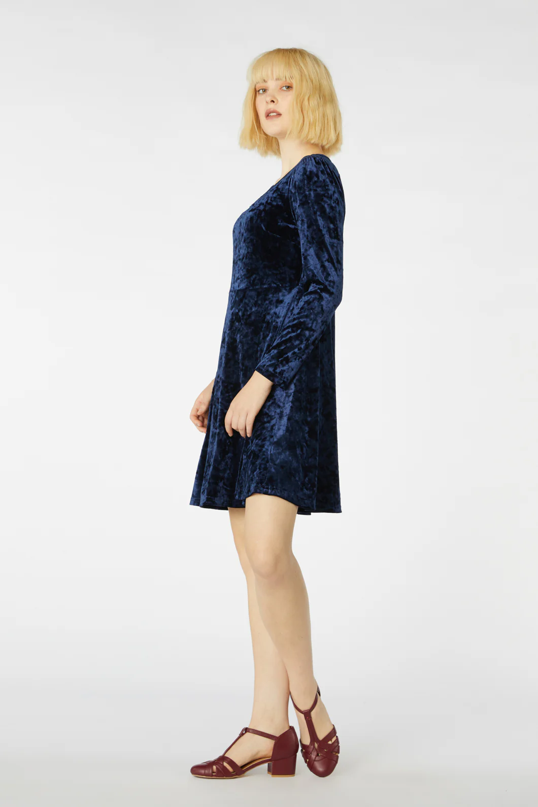 Adora Velvet Dress - Image 13