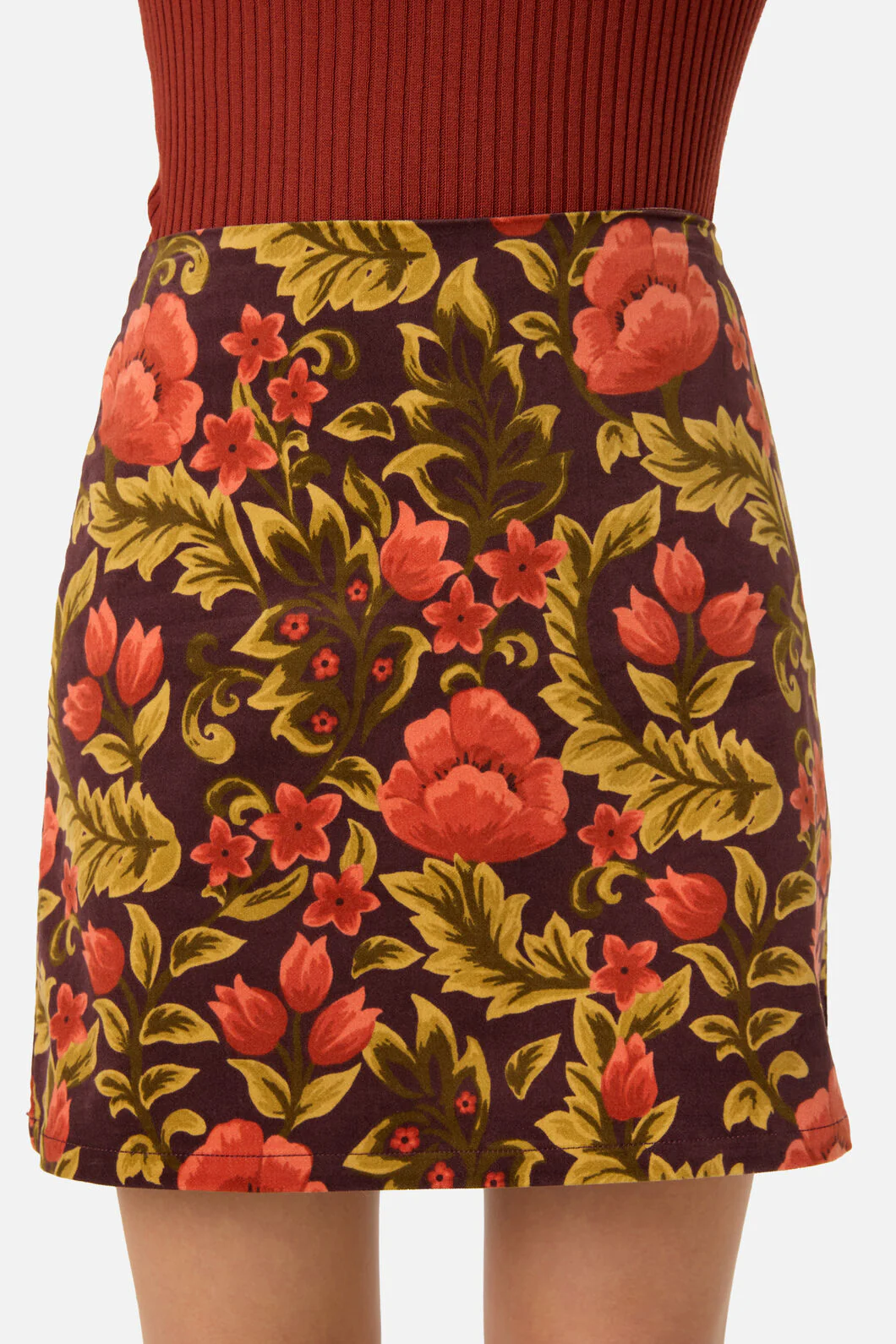 Azura Velvet Mini Skirt - Image 10