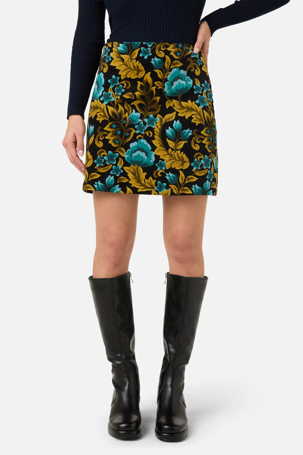 Azura Velvet Mini Skirt - Image 2