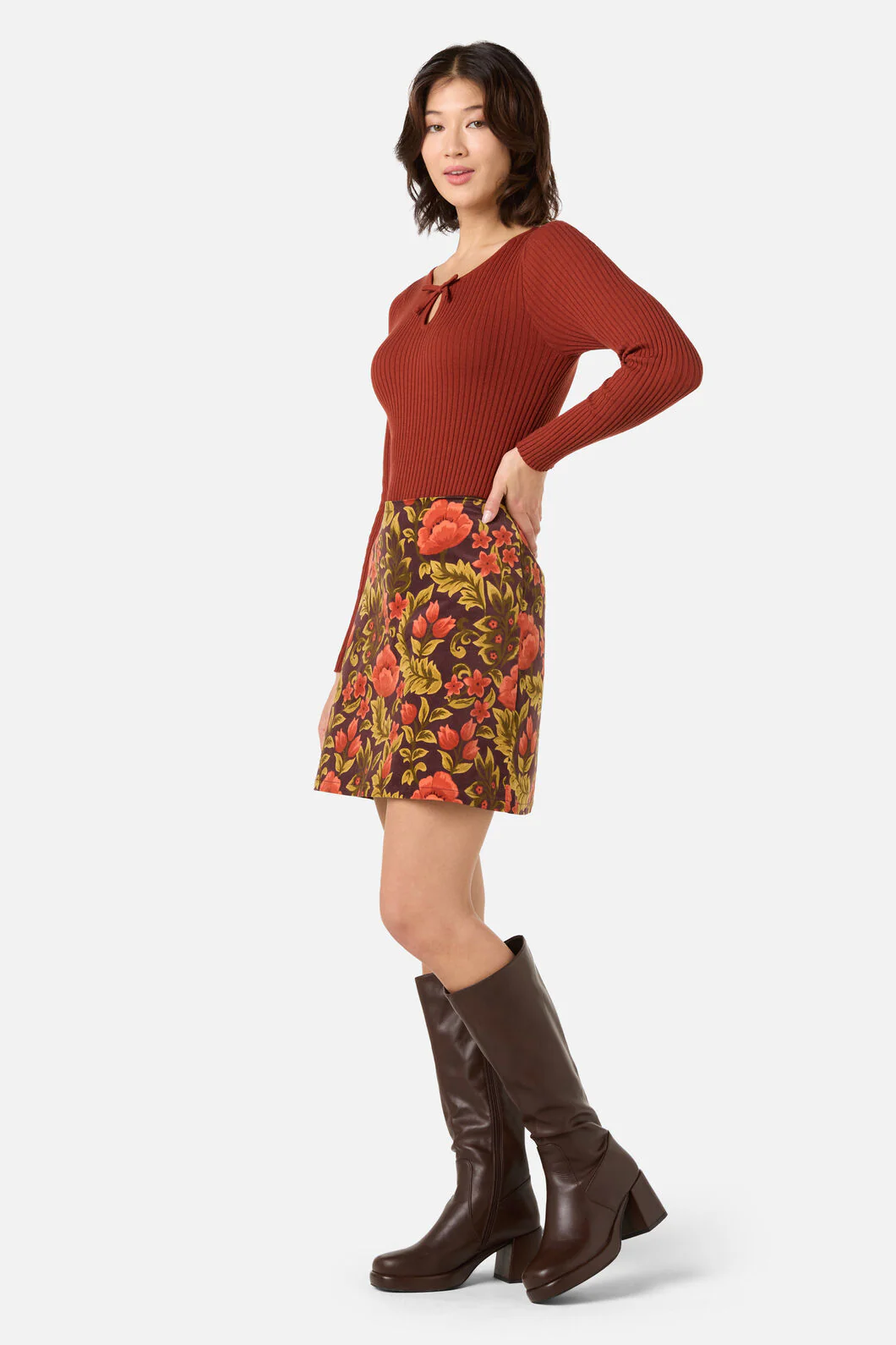 Azura Velvet Mini Skirt - Image 8