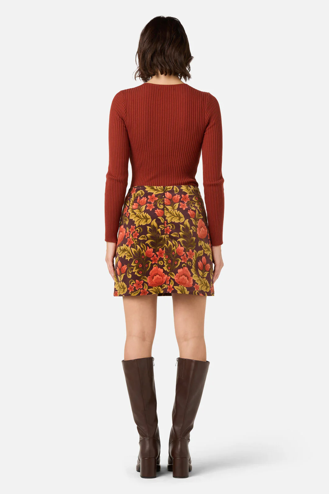 Azura Velvet Mini Skirt - Image 9