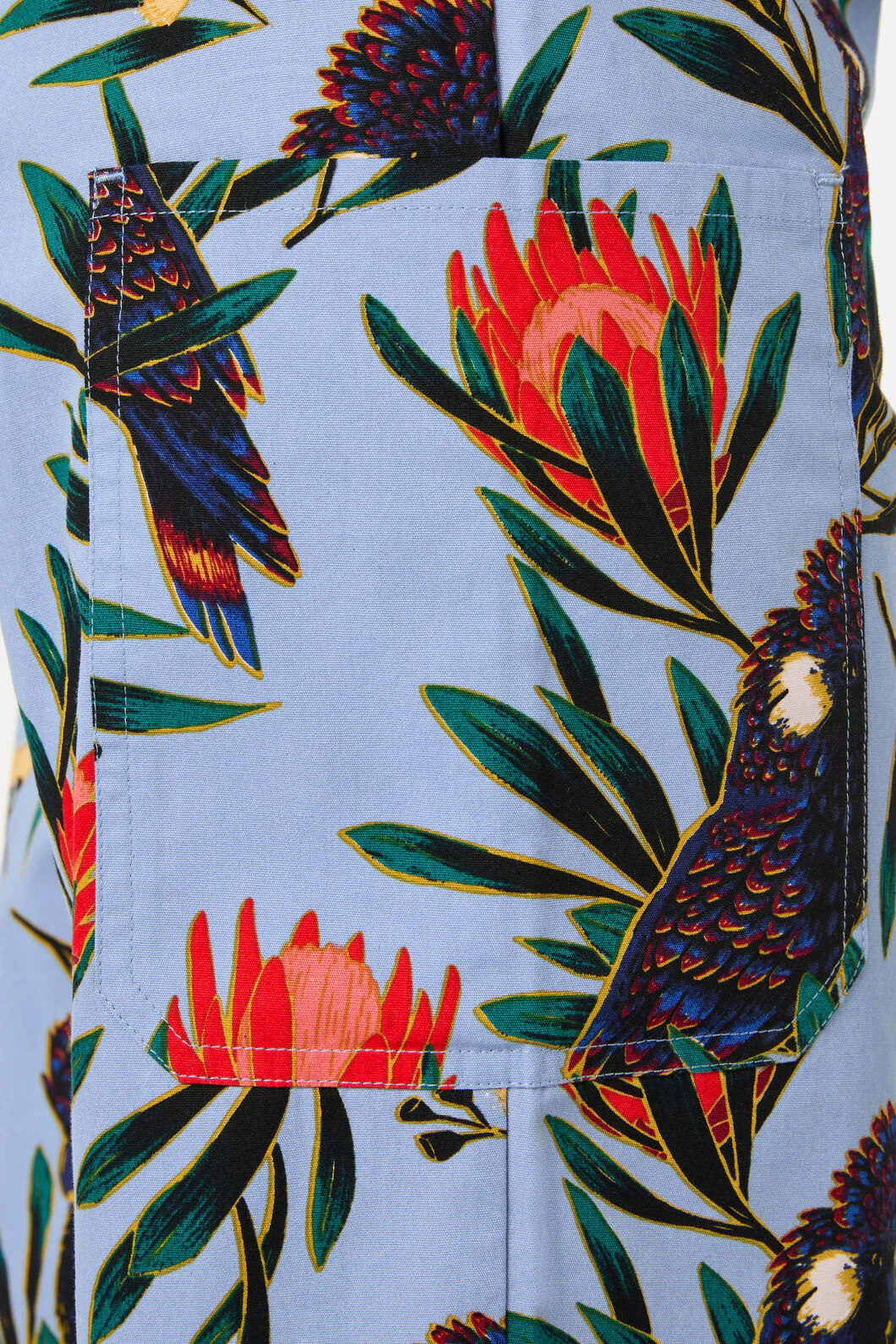 Cockatoo & Protea scrub set - Image 7