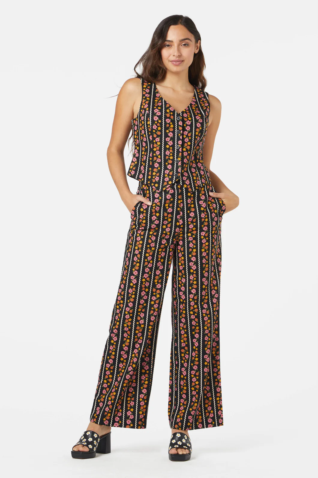 Daisy Chain Vest - Image 6