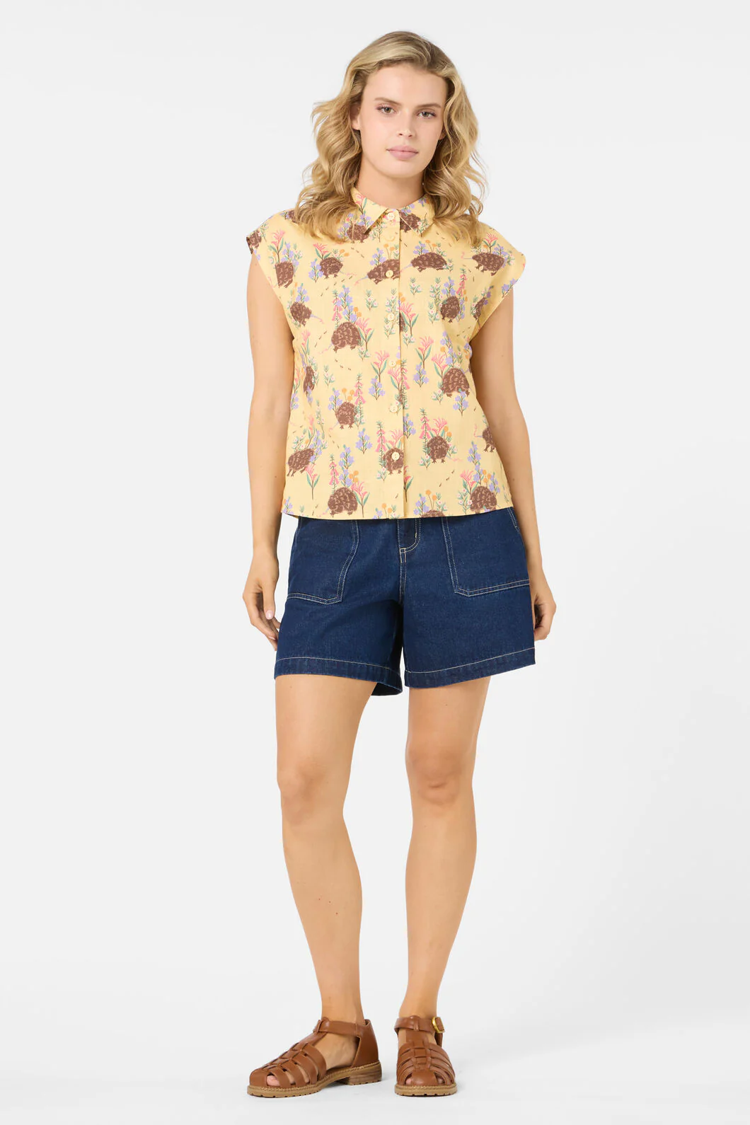 Echidna Sleeveless Shirt - Image 3