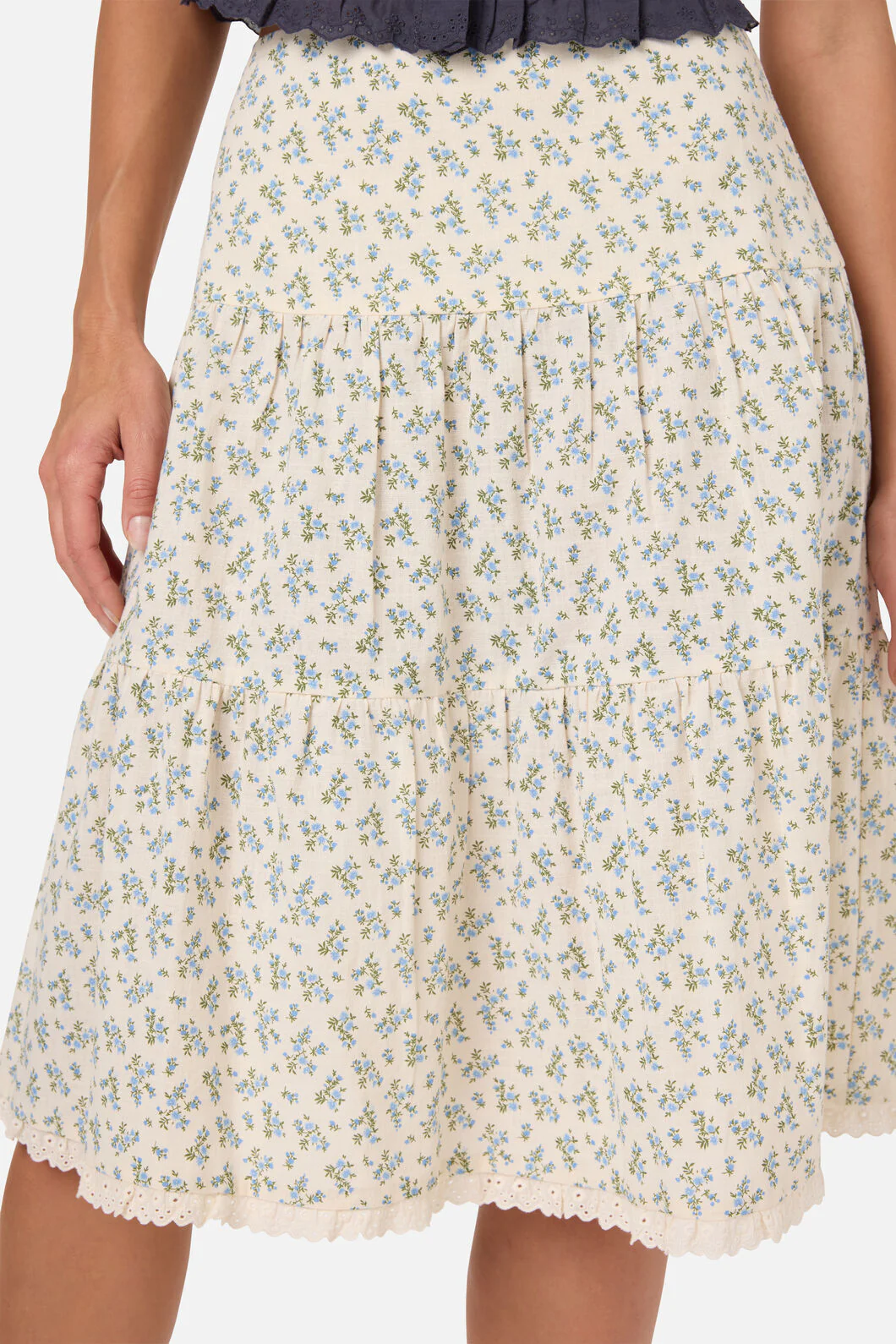 Elodie Ditsy Tiered Skirt - Image 6