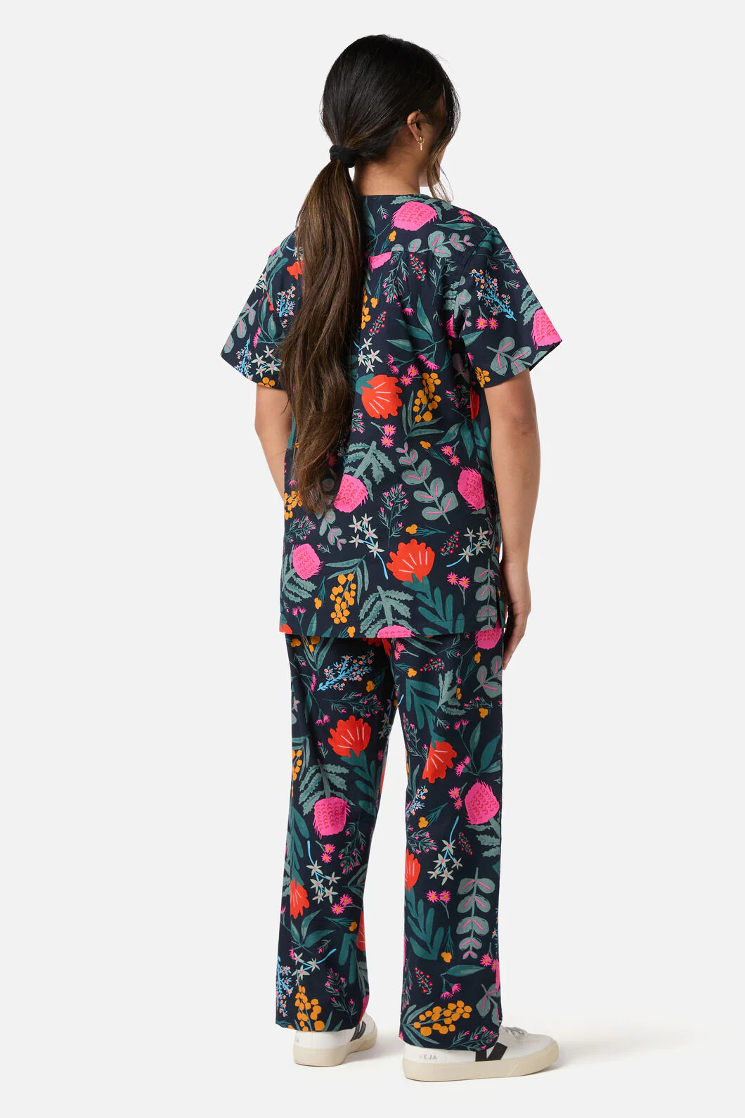 Eva Native Scrub Set - Image 4