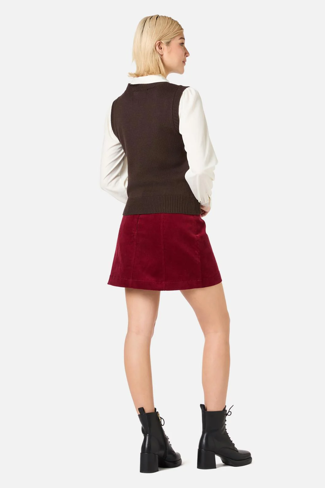 Garden Embroidered Knit Vest - Image 4