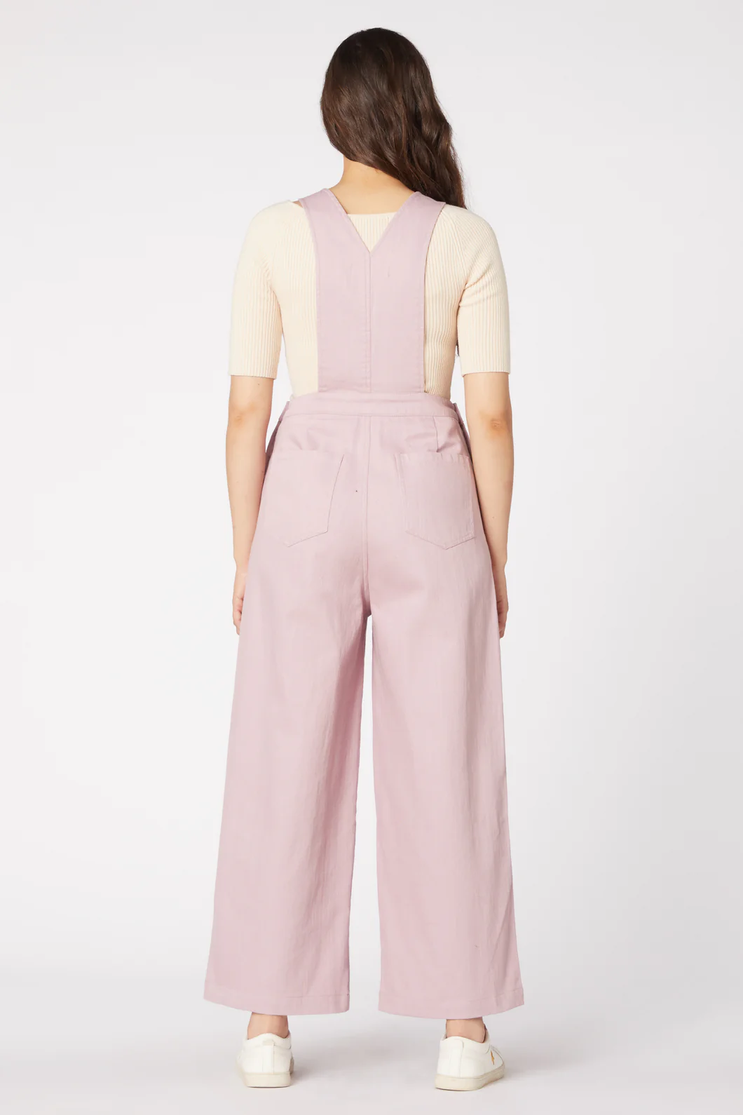 Georgina Overall - Image 2