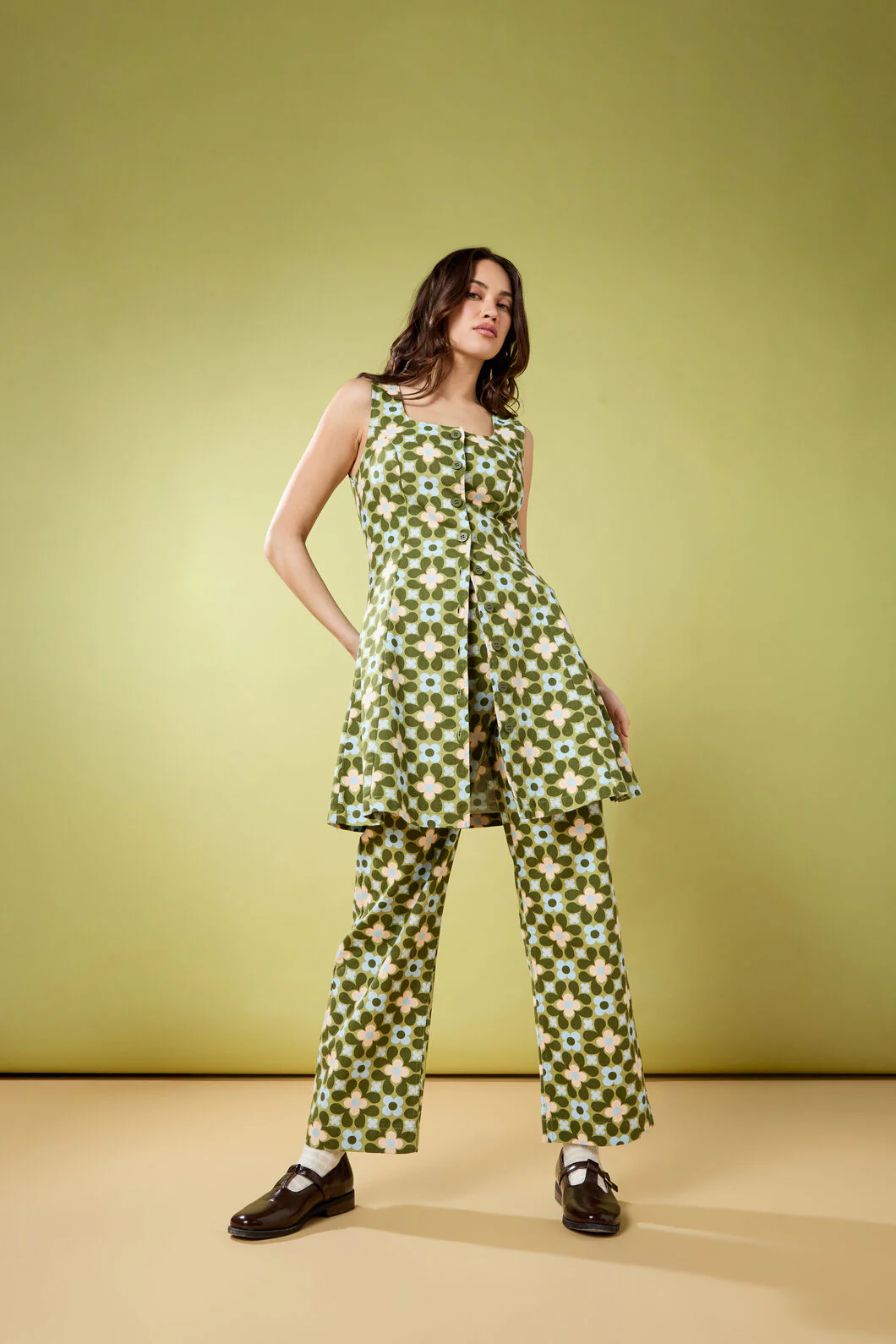 Ginny 60's Printed Jean - Image 6