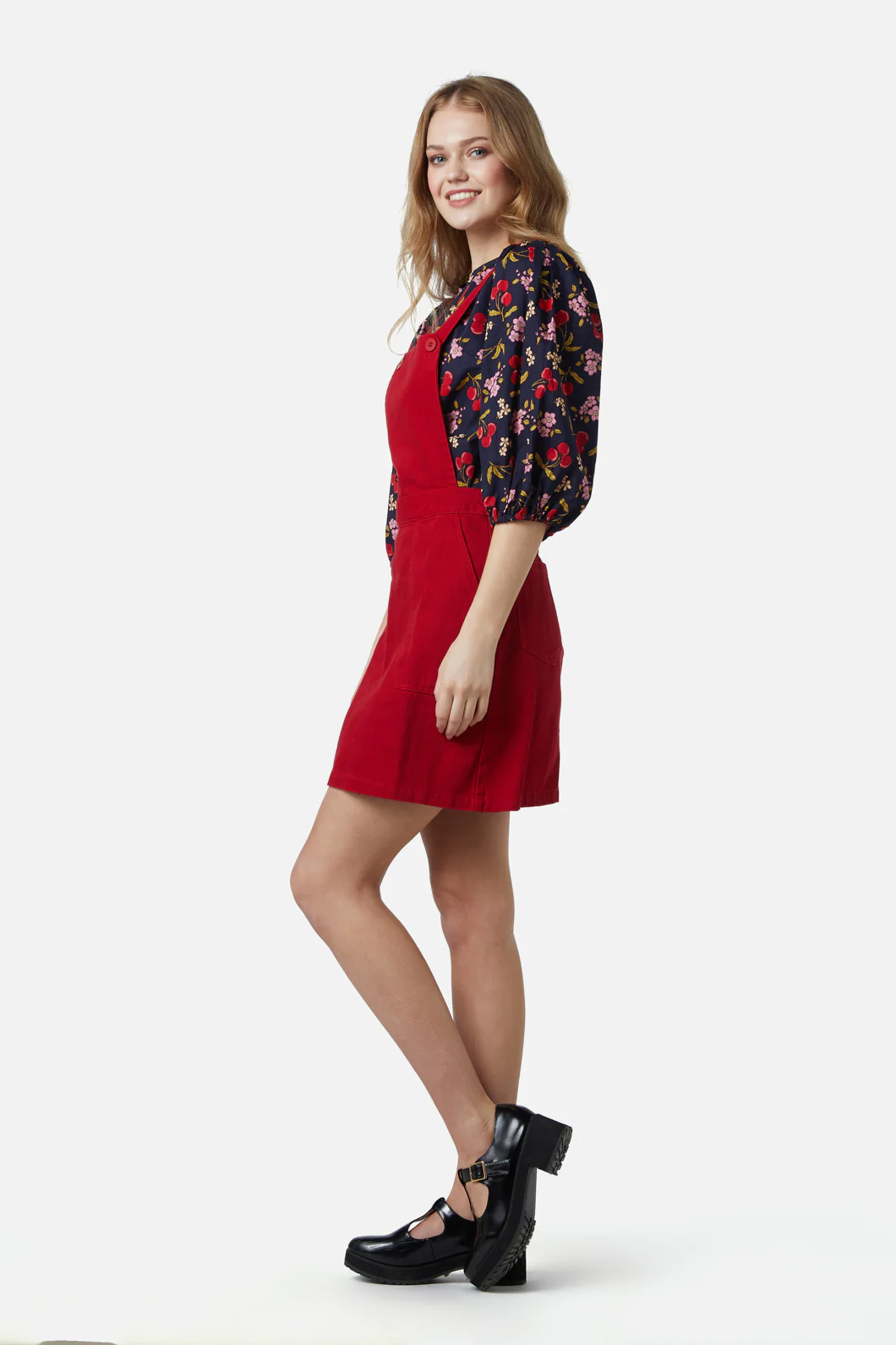 Holly Drill Pinny - Image 8