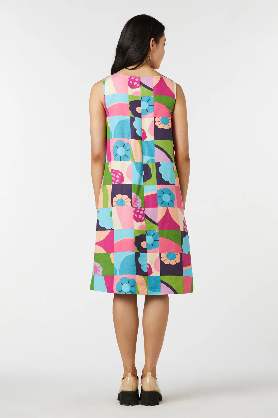 Kiko Sleeveless Dress - Image 12