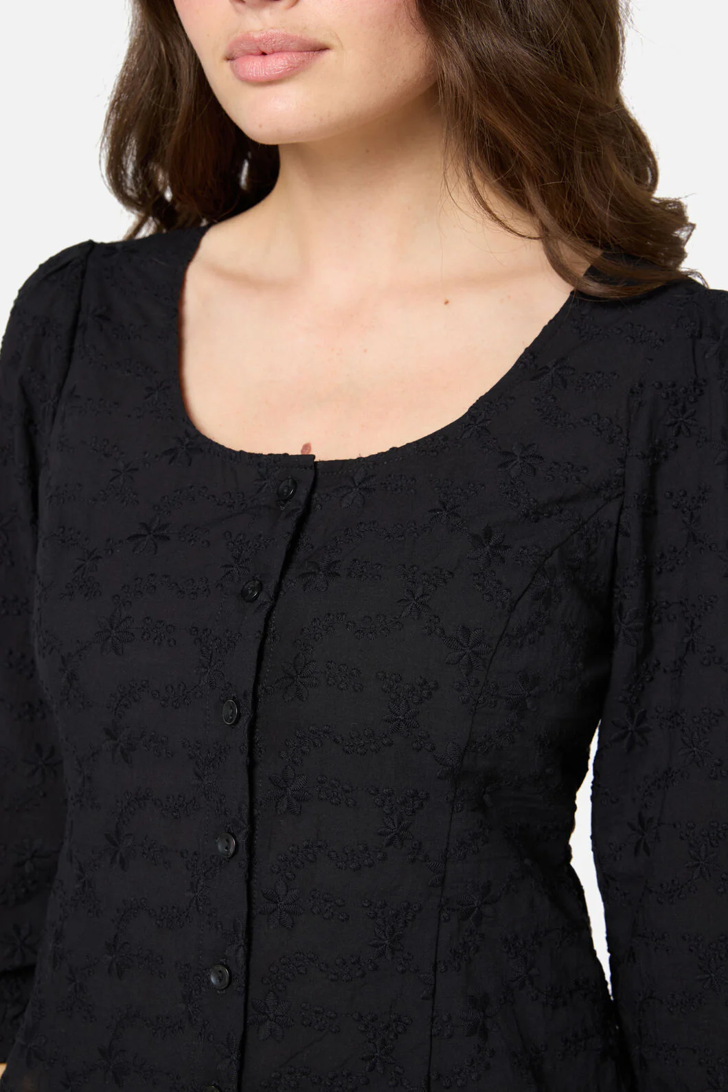 Lily Broidery Top - Image 11