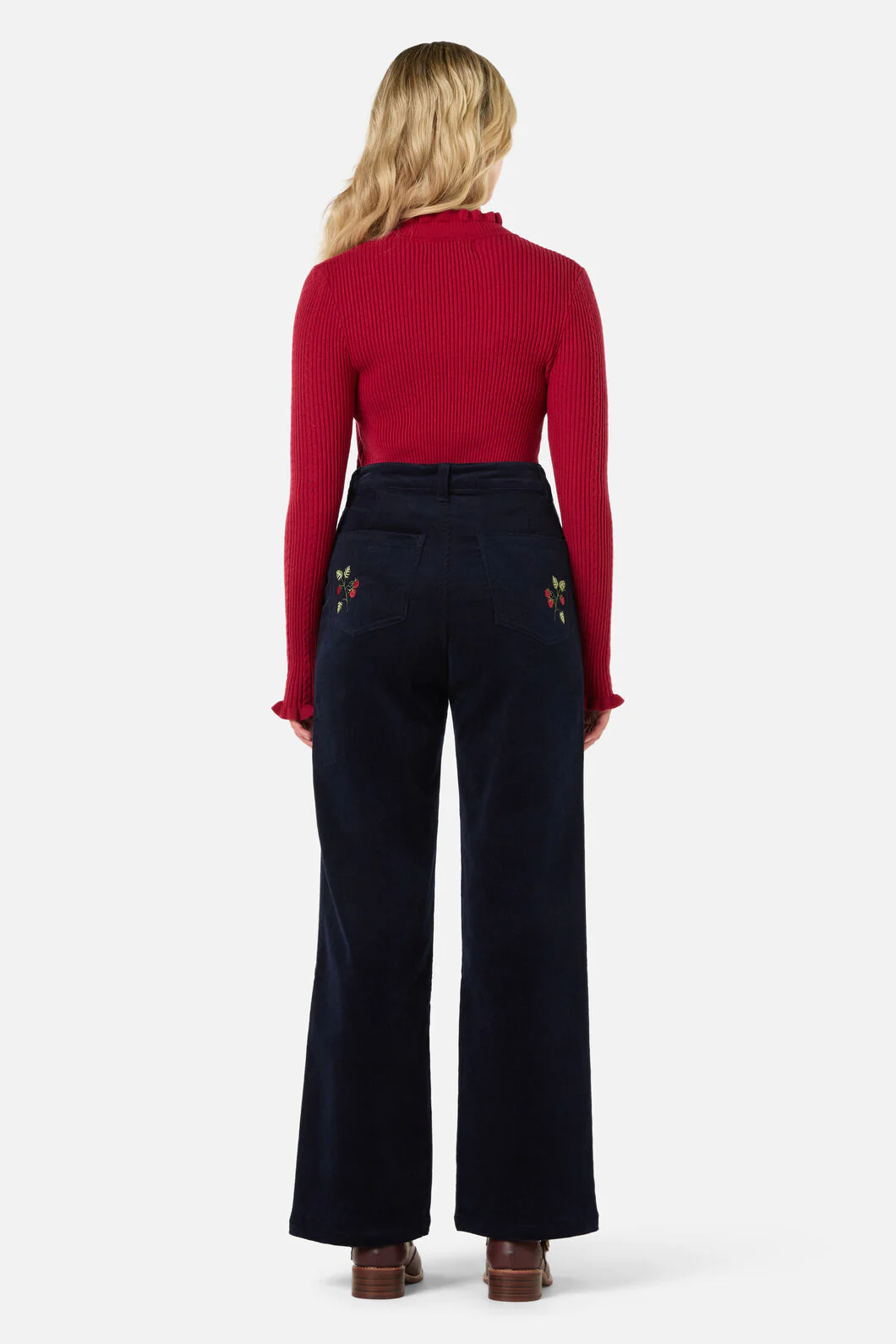 Lola Rabbit Embroidered Jean - Image 4