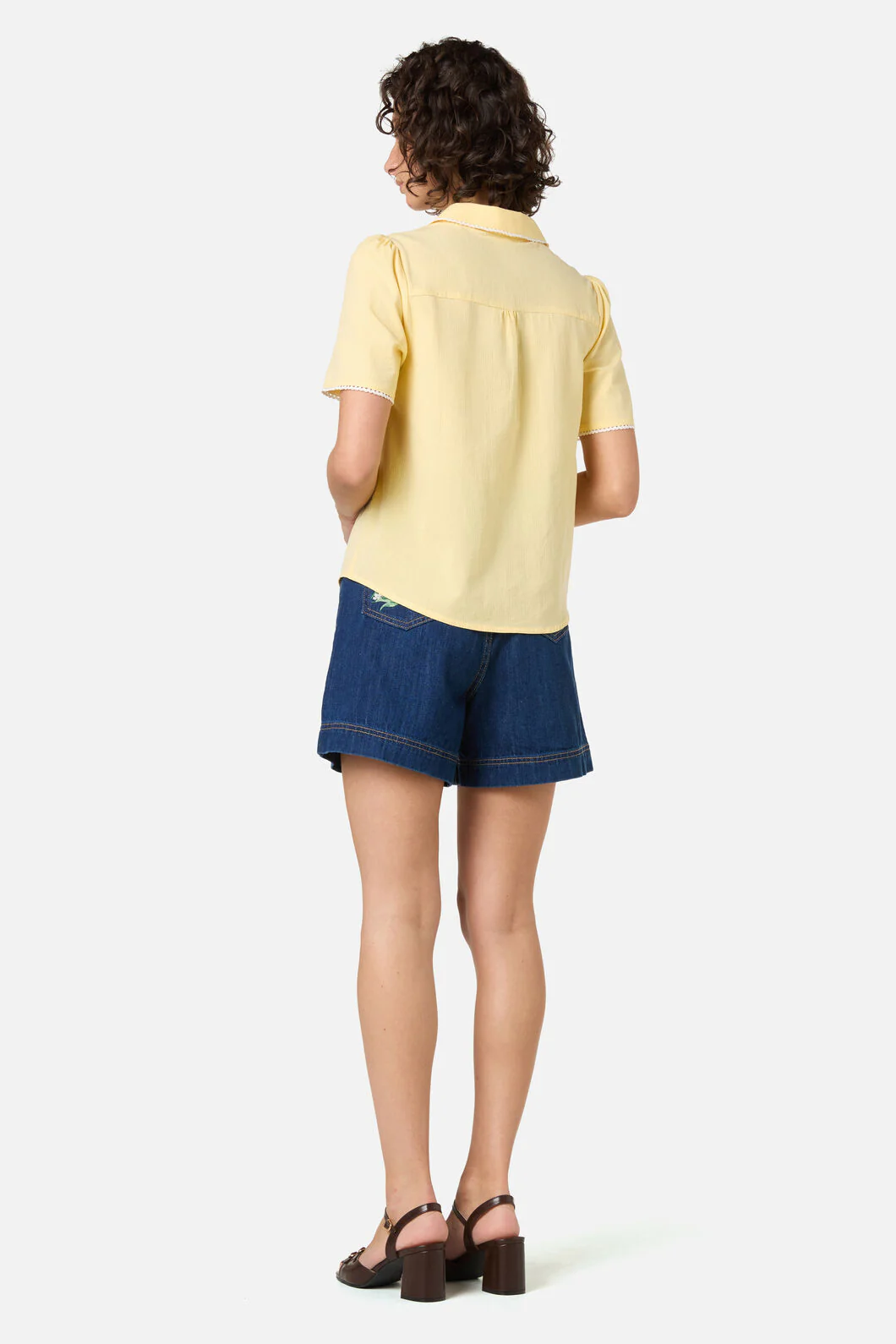 Lucy Retro Short Sleeve Blouse - Image 11