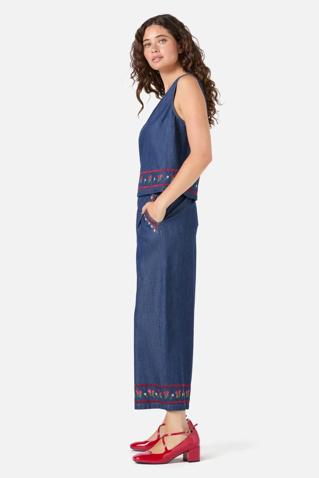 Meadow Embroidered Top - Image 4