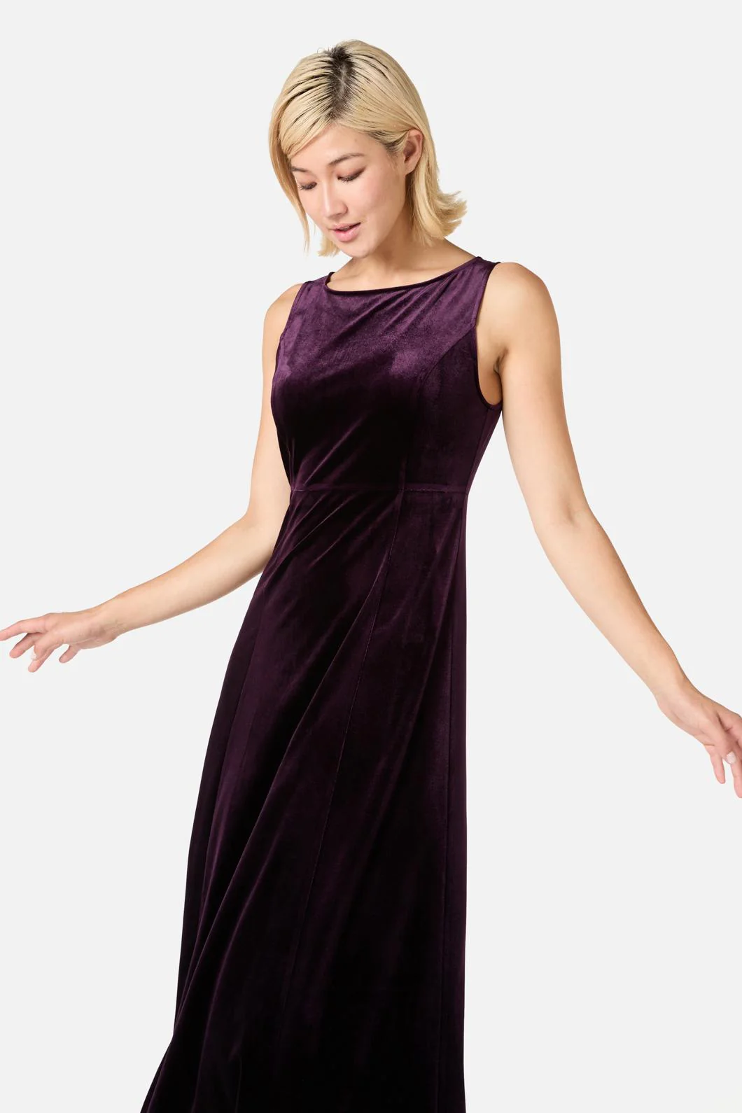 Monica Velvet Midi Dress - Image 12