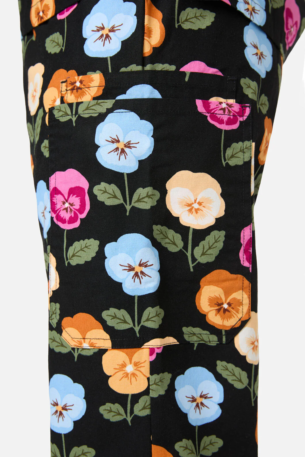 Pansy Scrub Set - Image 9