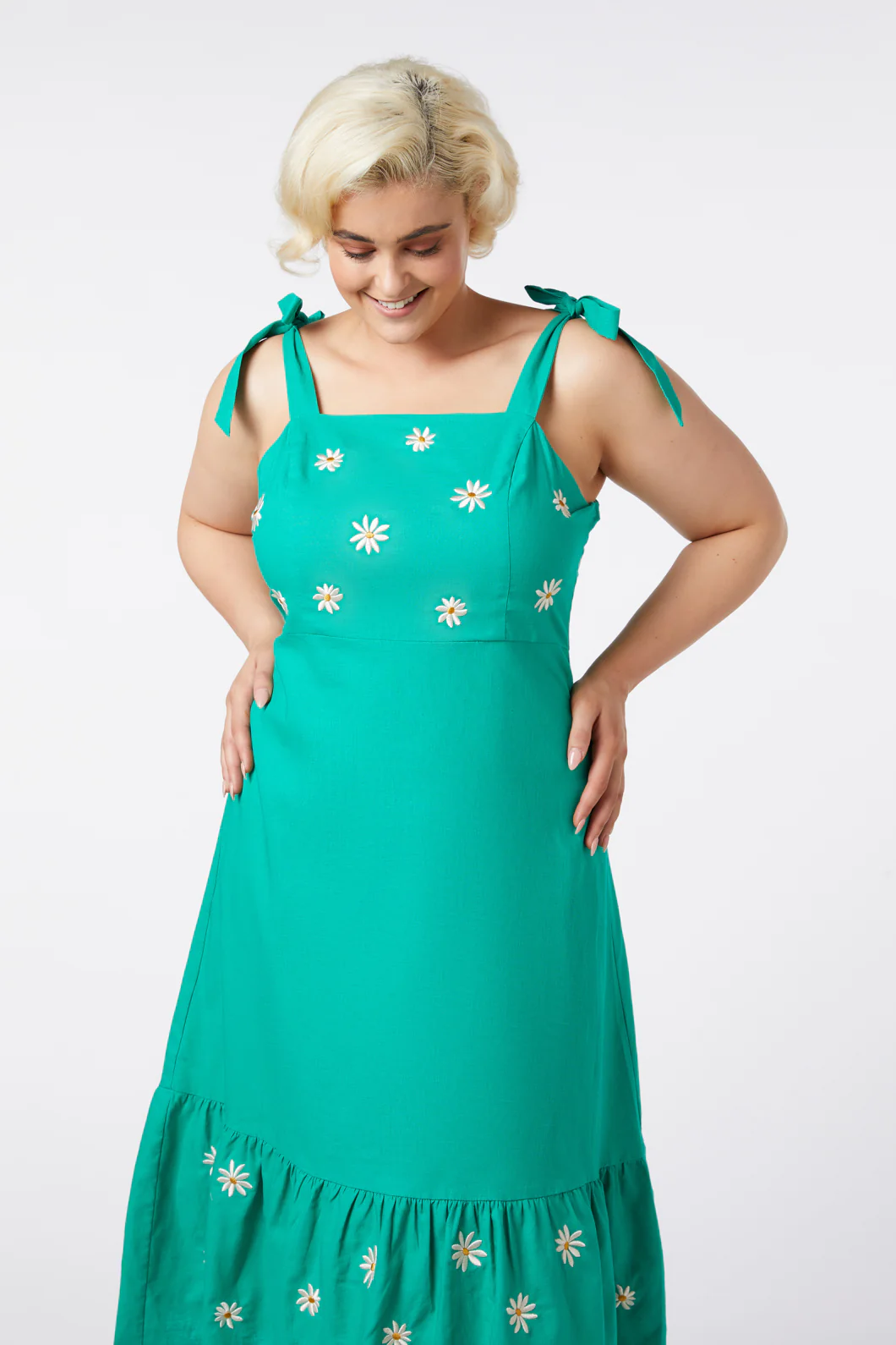 Pattie Embroidered Midi Dress - Image 3