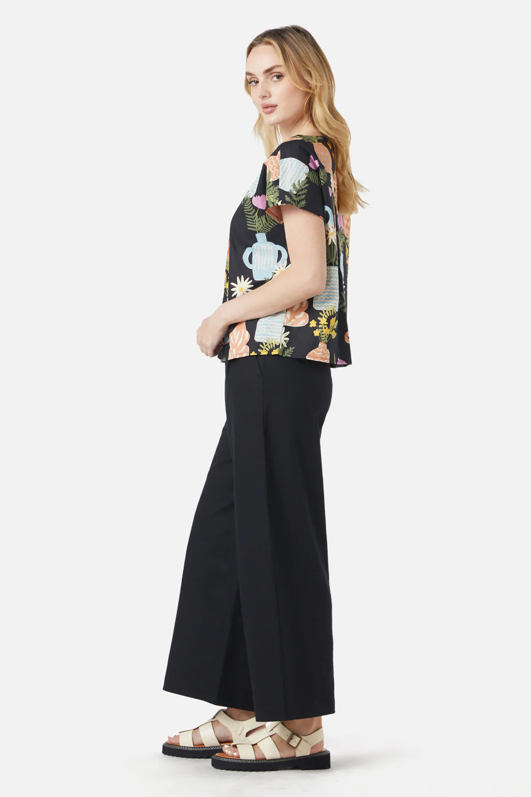 Pretty Vases Top - Image 3