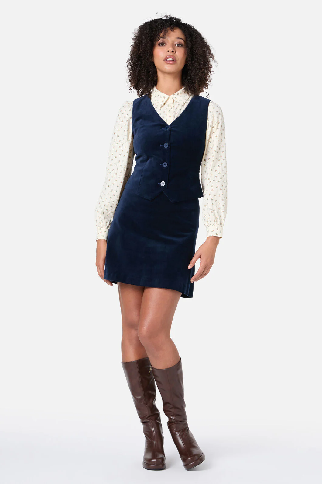Stella Velvet Vest - Image 3