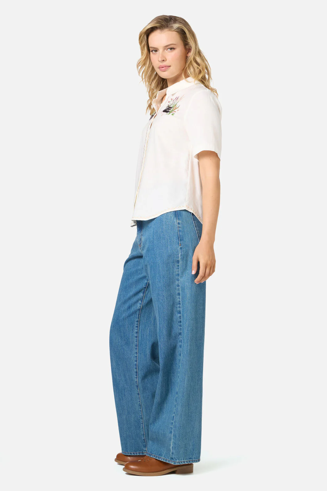 Swan Embroidered Shirt - Image 3