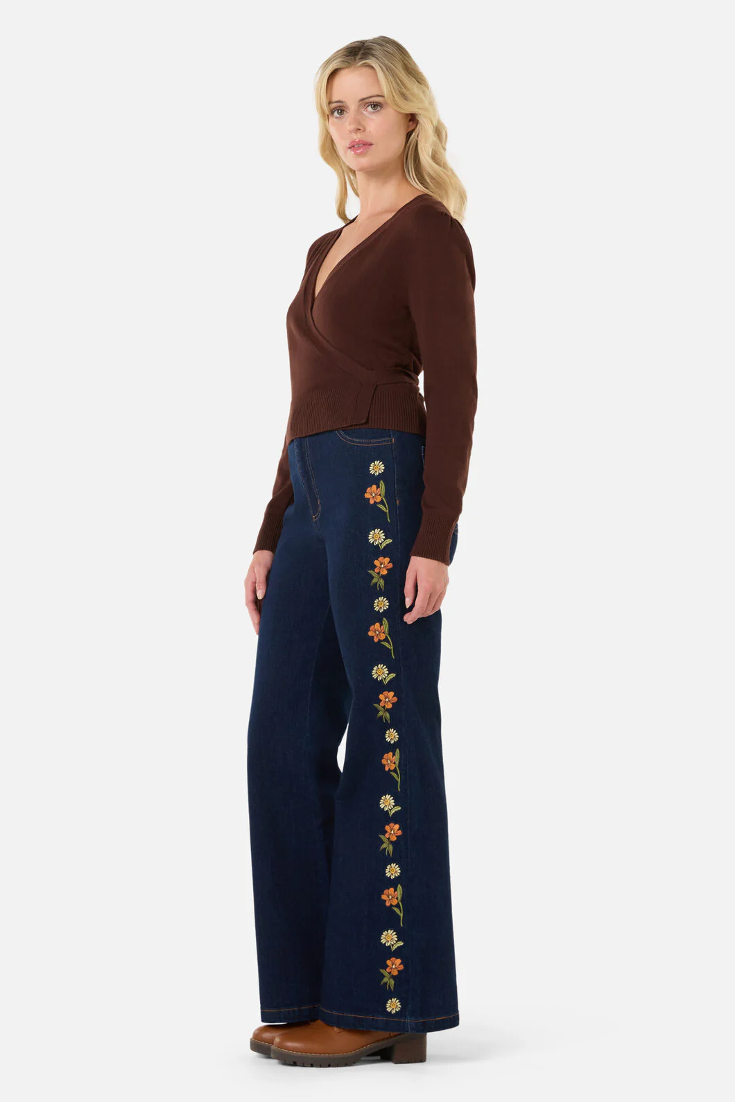 Tilly V Neck Wrap Cardi - Image 4