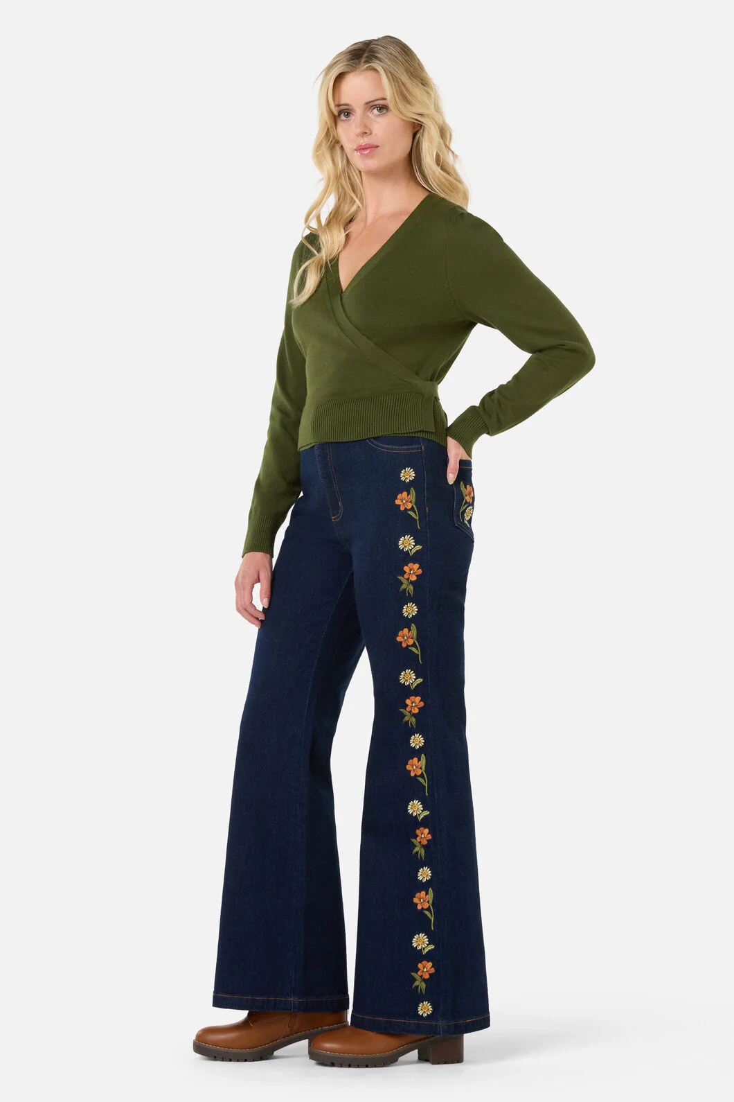 Tilly V Neck Wrap Cardi - Image 9