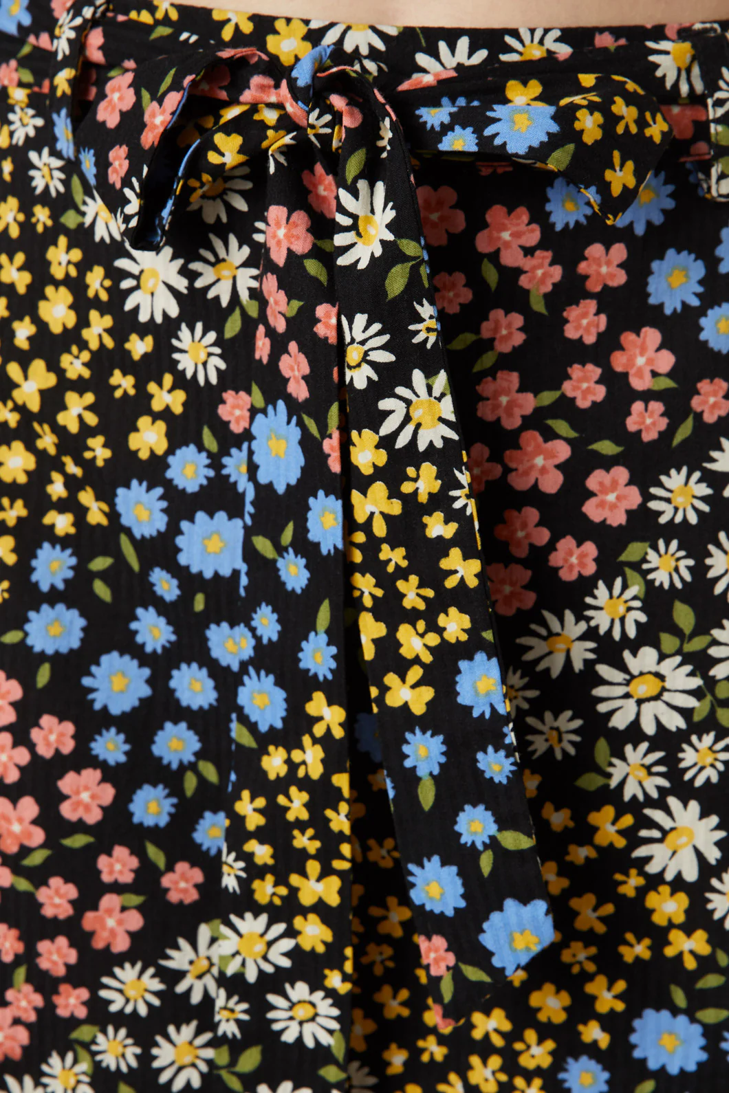 Wendy Floral Skirt - Image 5